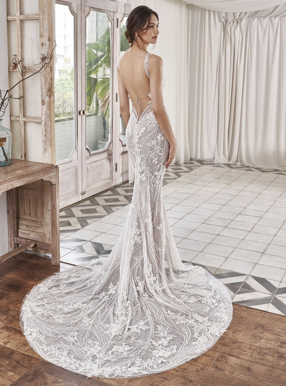 Arleigh gown back