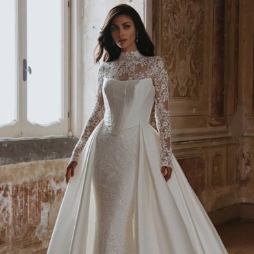Gown of the Month: Daeneris
